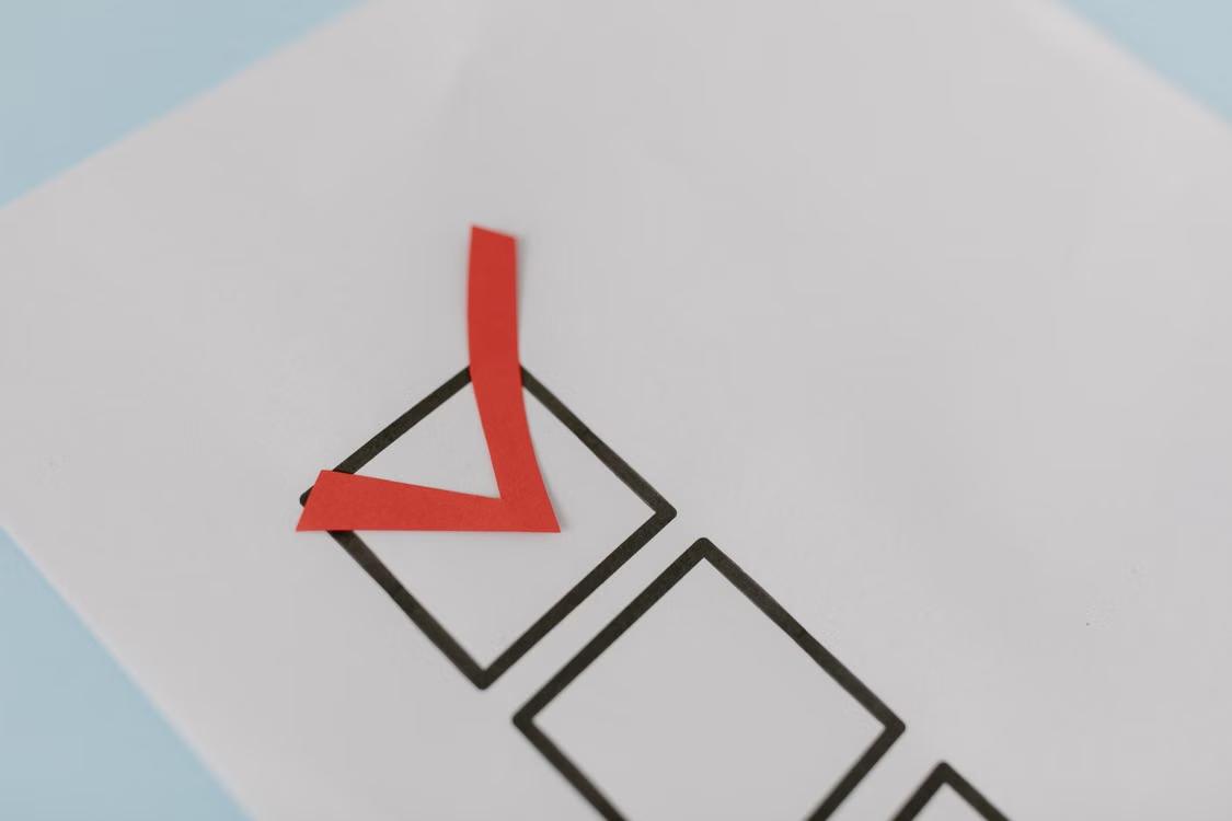 checklist symbol representing preparation steps before an at-home ketamine therapy session